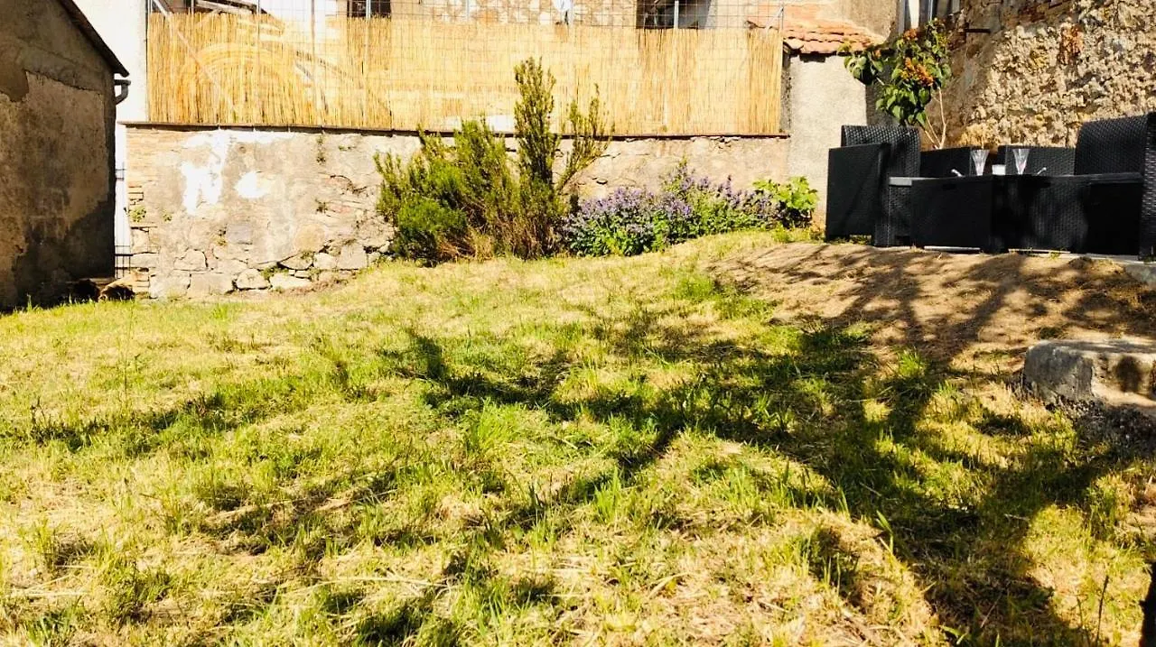 New Remodel & Garden - Entire House - Exclusive Use Villa Sassofortino Italy